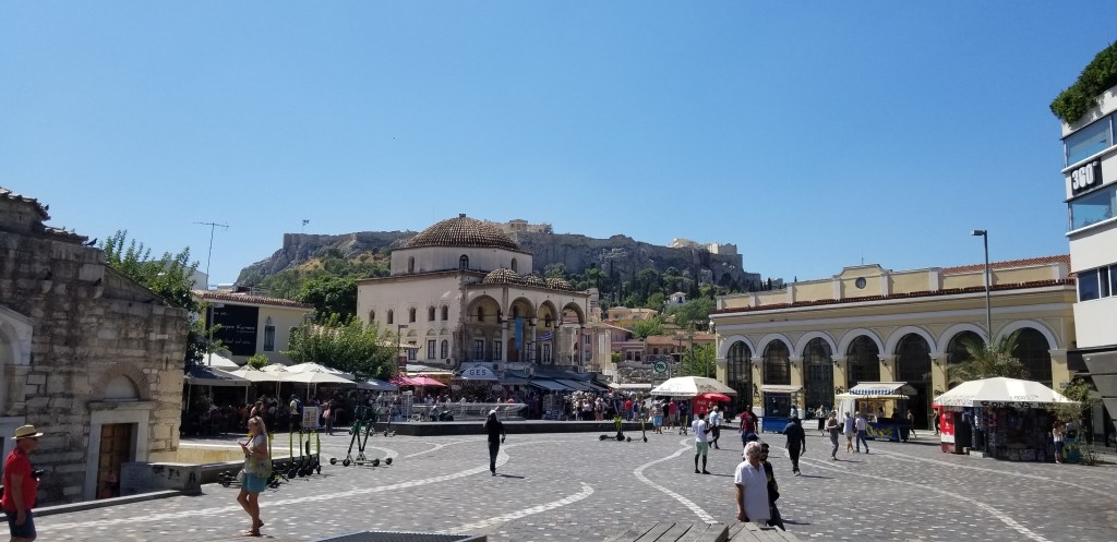 A photo of Monastiraki Square. A robbery happened here.